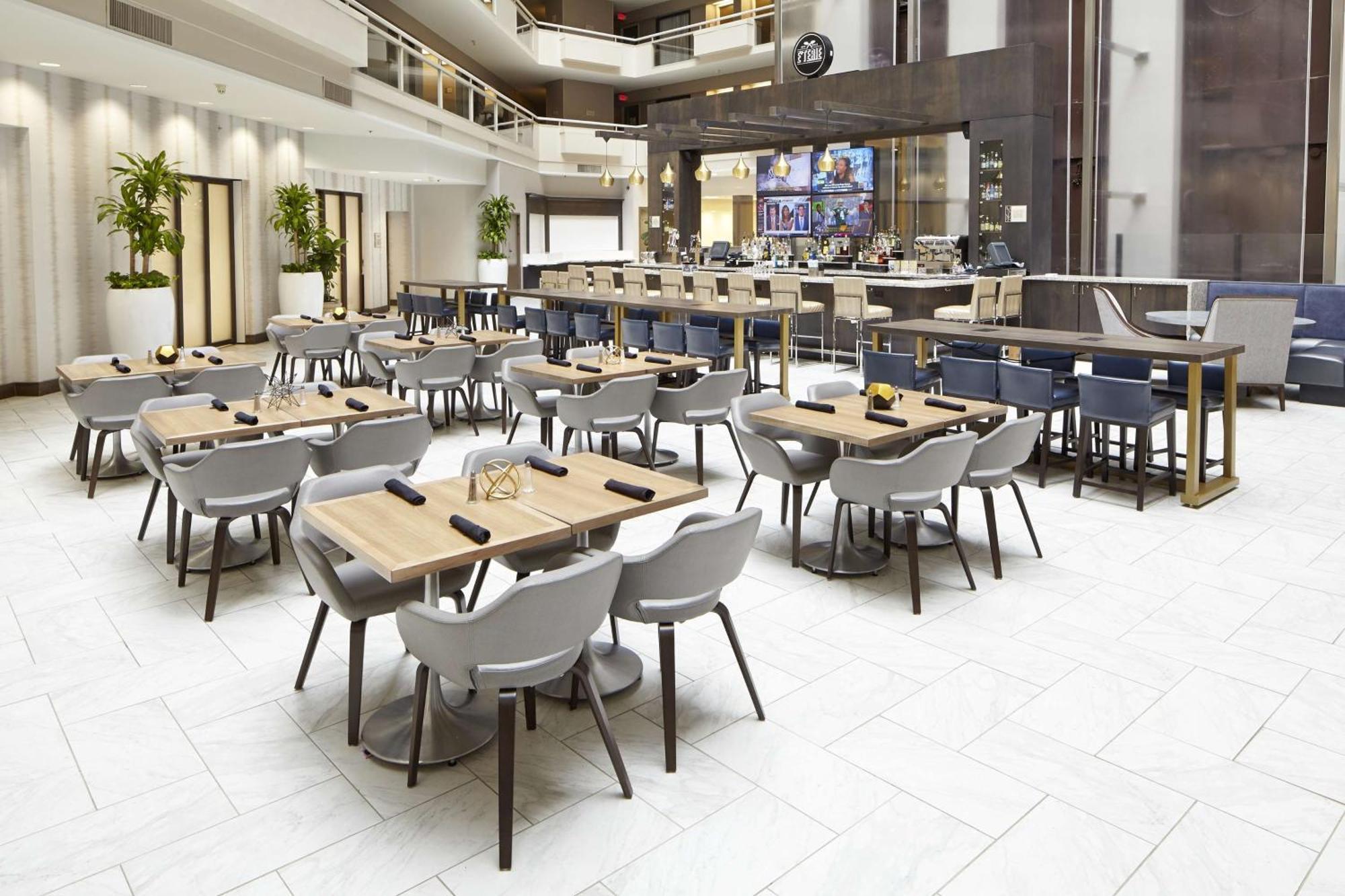 Embassy Suites By Hilton Atlanta Galleria Smyrna Exterior foto